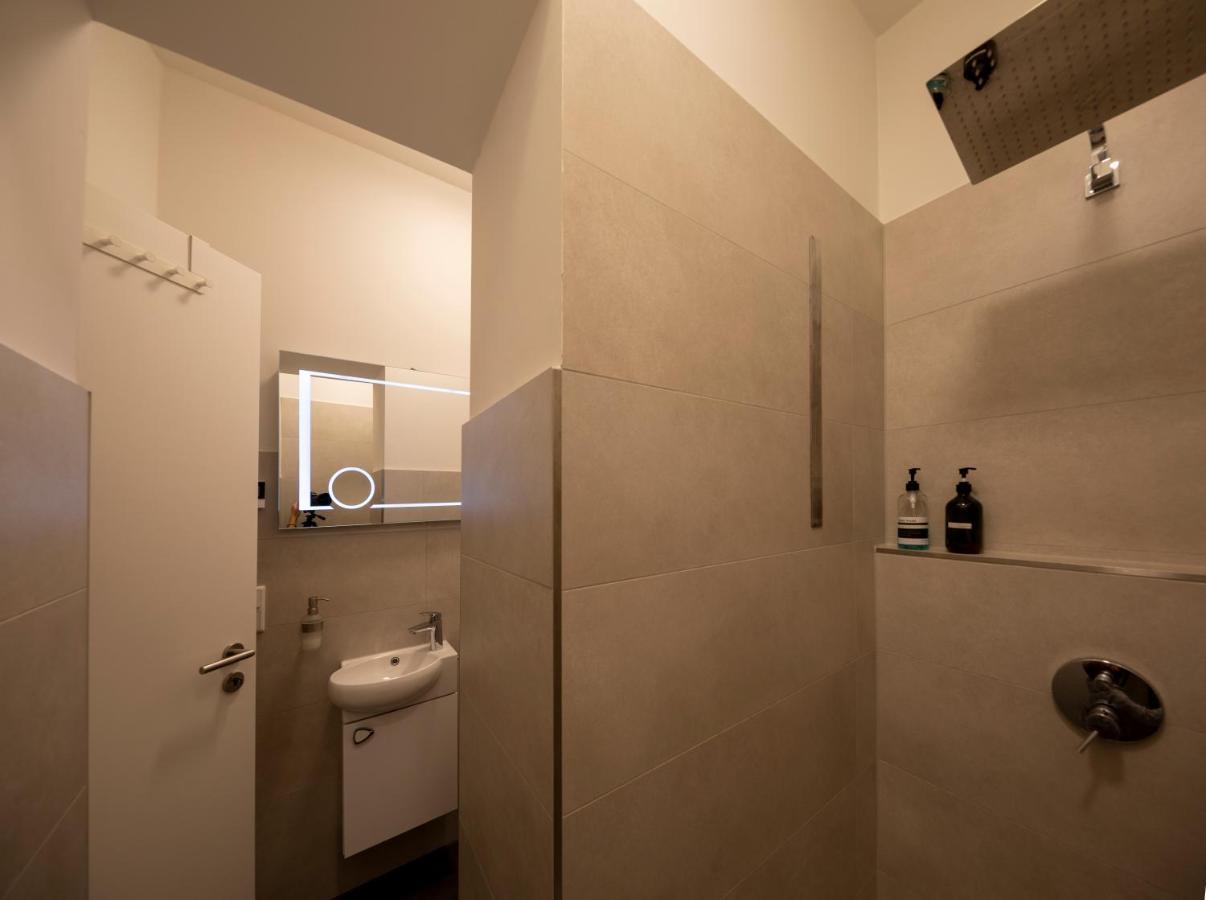 Jaybnb - Gemuetliches Apartment Direkt Am Hafen Von Dortmund Exteriör bild